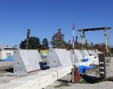 衝突実験完了全景